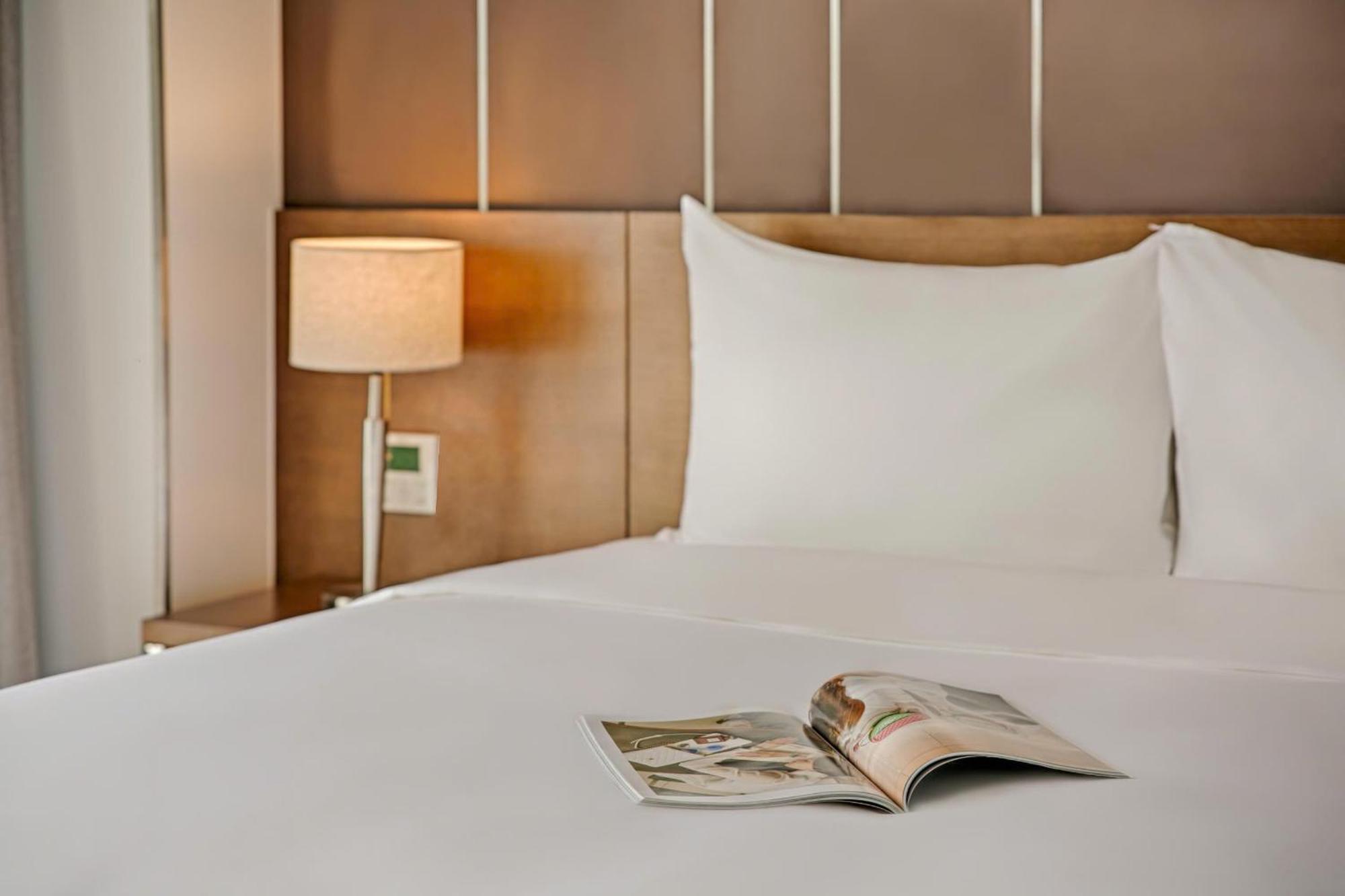 Avora Hotel Da Nang Bagian luar foto